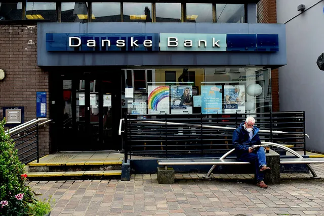 Bankernas minusränta "en oförskämd syn på äganderätt"